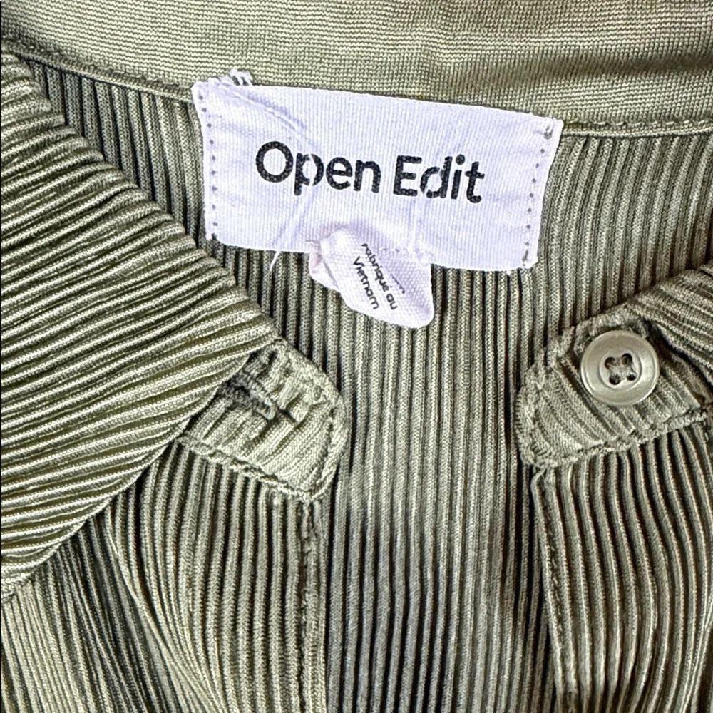 Open Edit Short Set Size Large - Picture 3 of 7